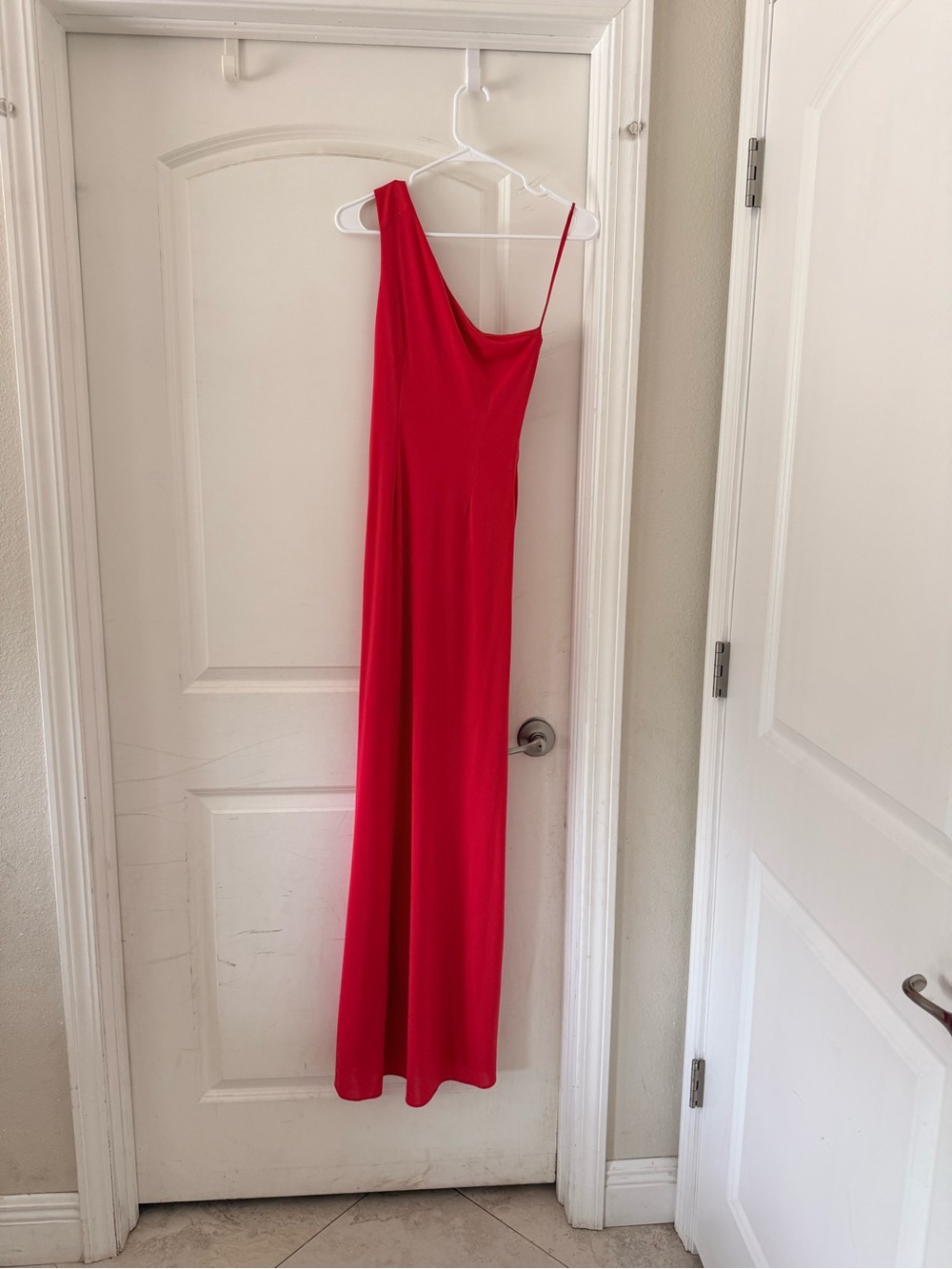 BCBGMaxAzria Red One-Shoulder Draped Gown - Picture 3 of 3
